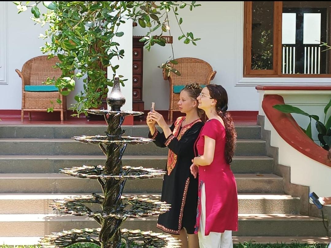 Marari Beach Bungalow Resort Alleppey Mararikulam Bagian luar foto