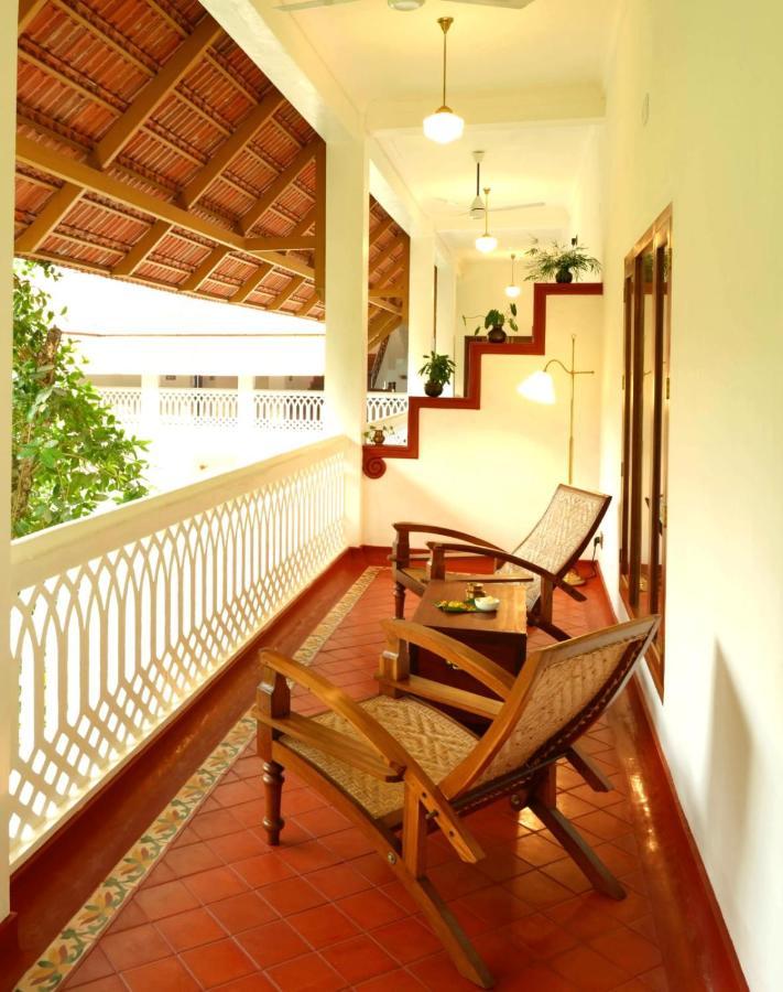 Marari Beach Bungalow Resort Alleppey Mararikulam Bagian luar foto