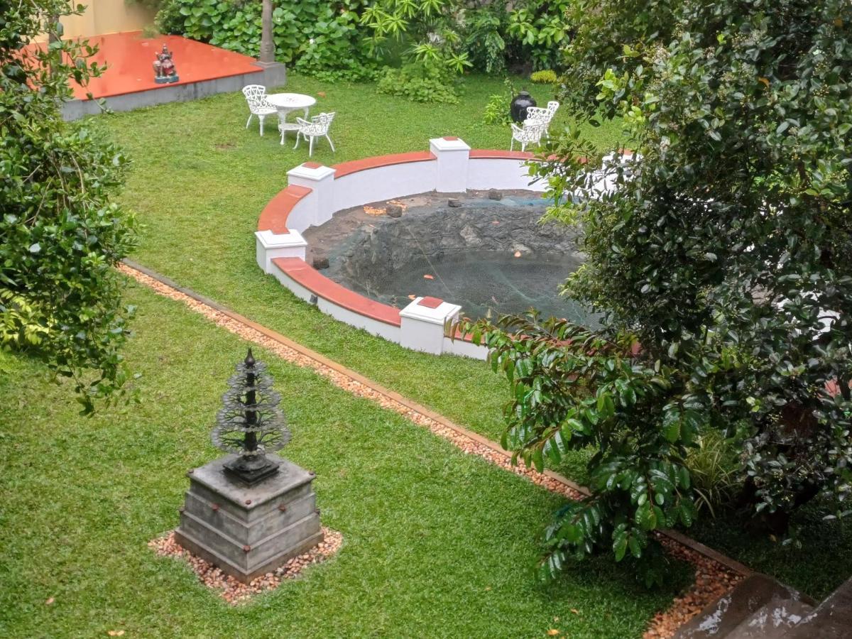 Marari Beach Bungalow Resort Alleppey Mararikulam Bagian luar foto