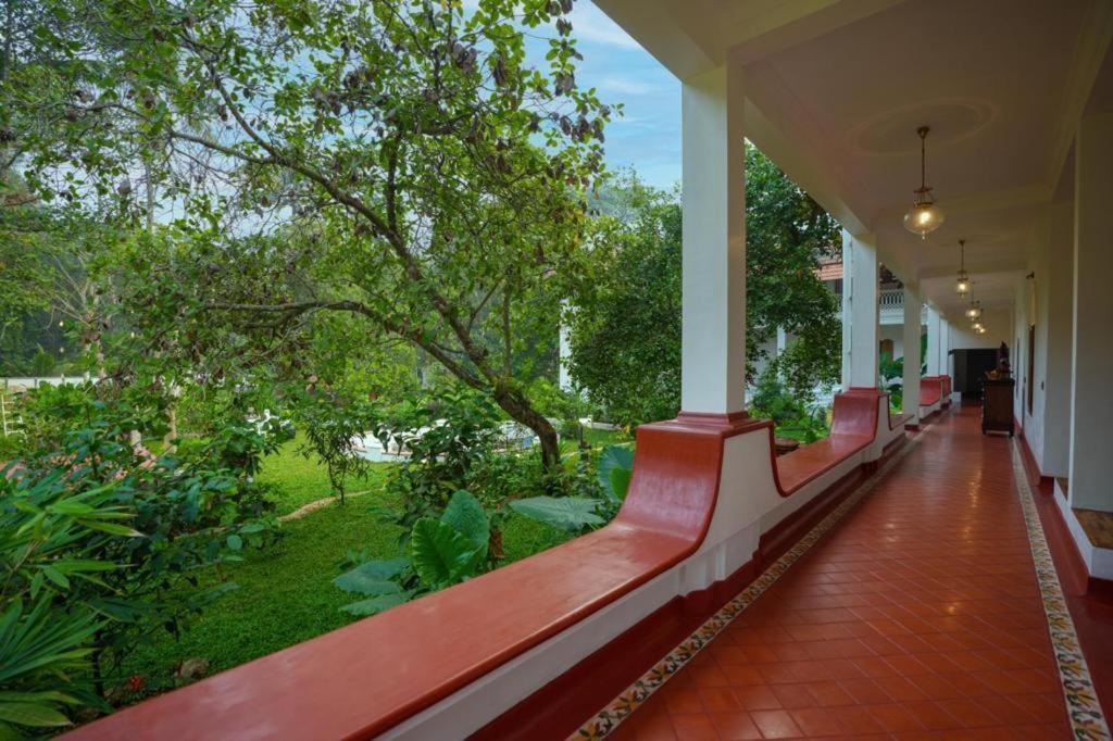 Marari Beach Bungalow Resort Alleppey Mararikulam Bagian luar foto