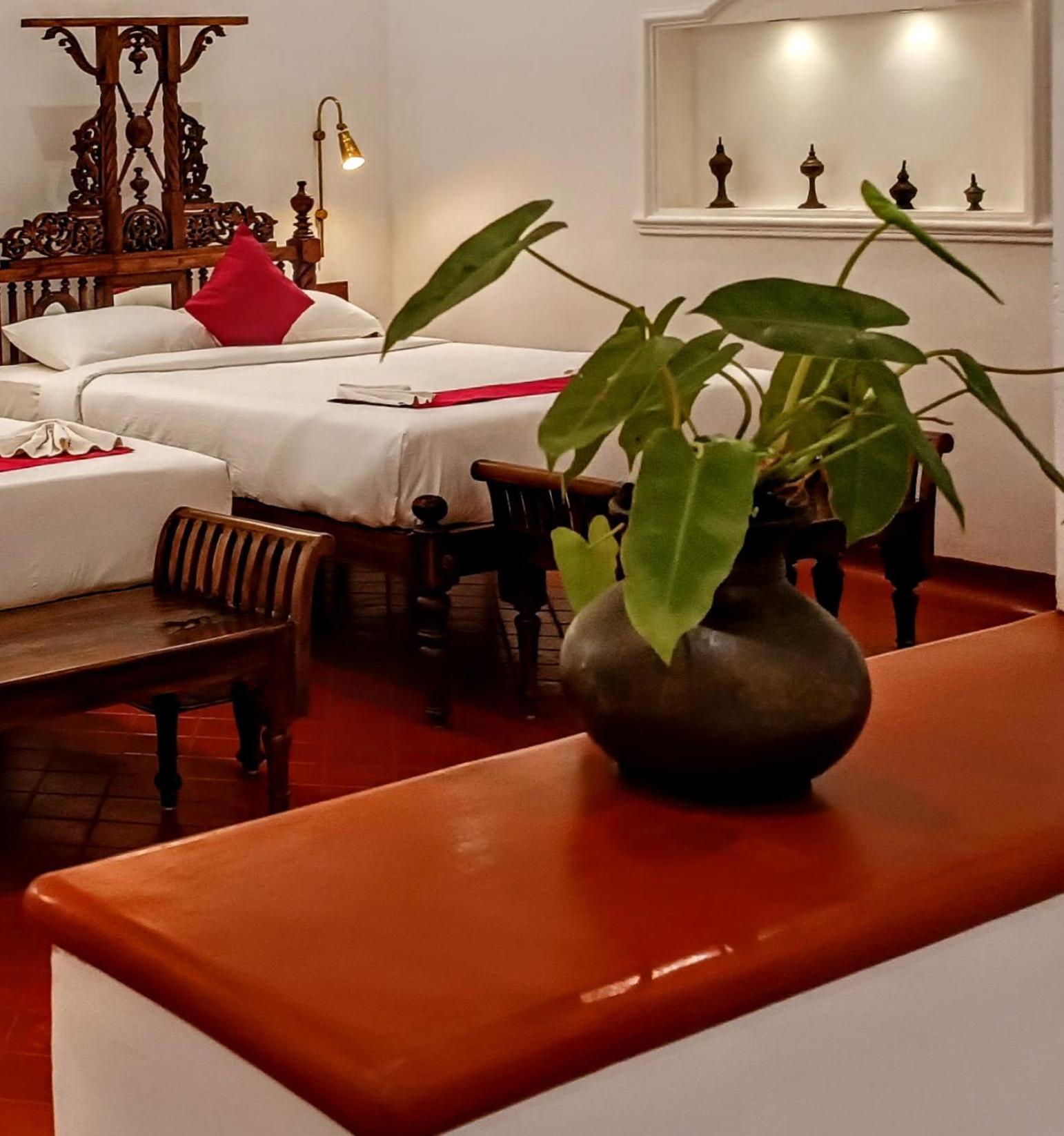 Marari Beach Bungalow Resort Alleppey Mararikulam Bagian luar foto