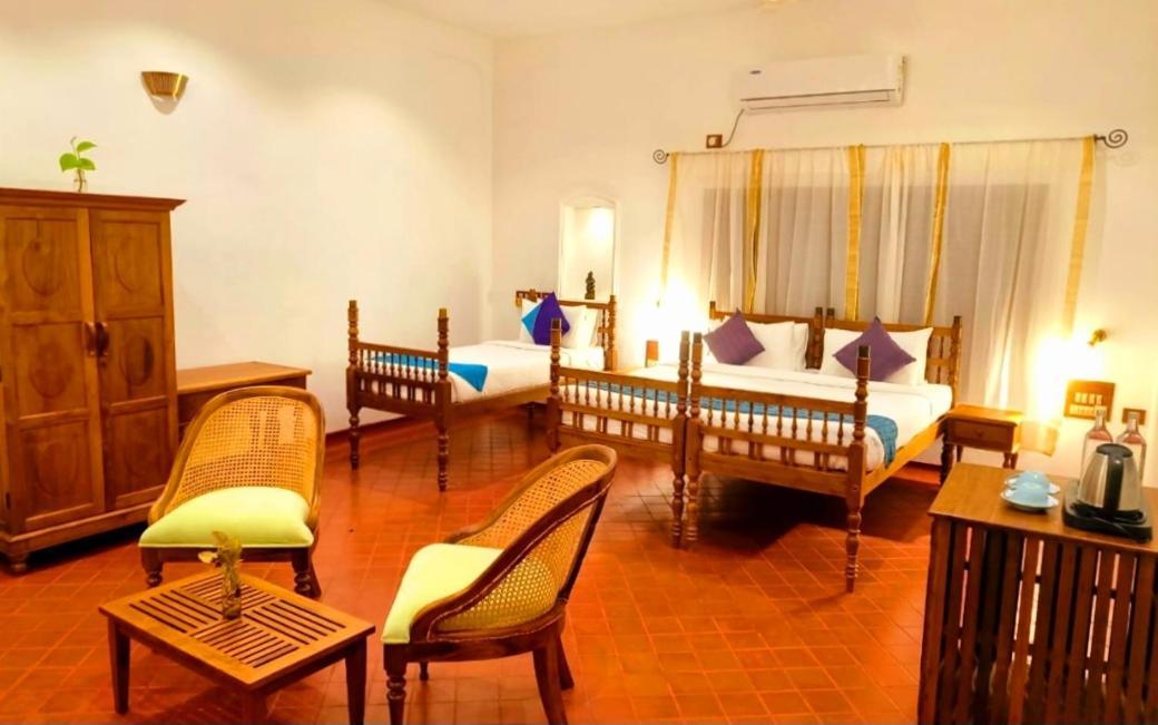 Marari Beach Bungalow Resort Alleppey Mararikulam Bagian luar foto